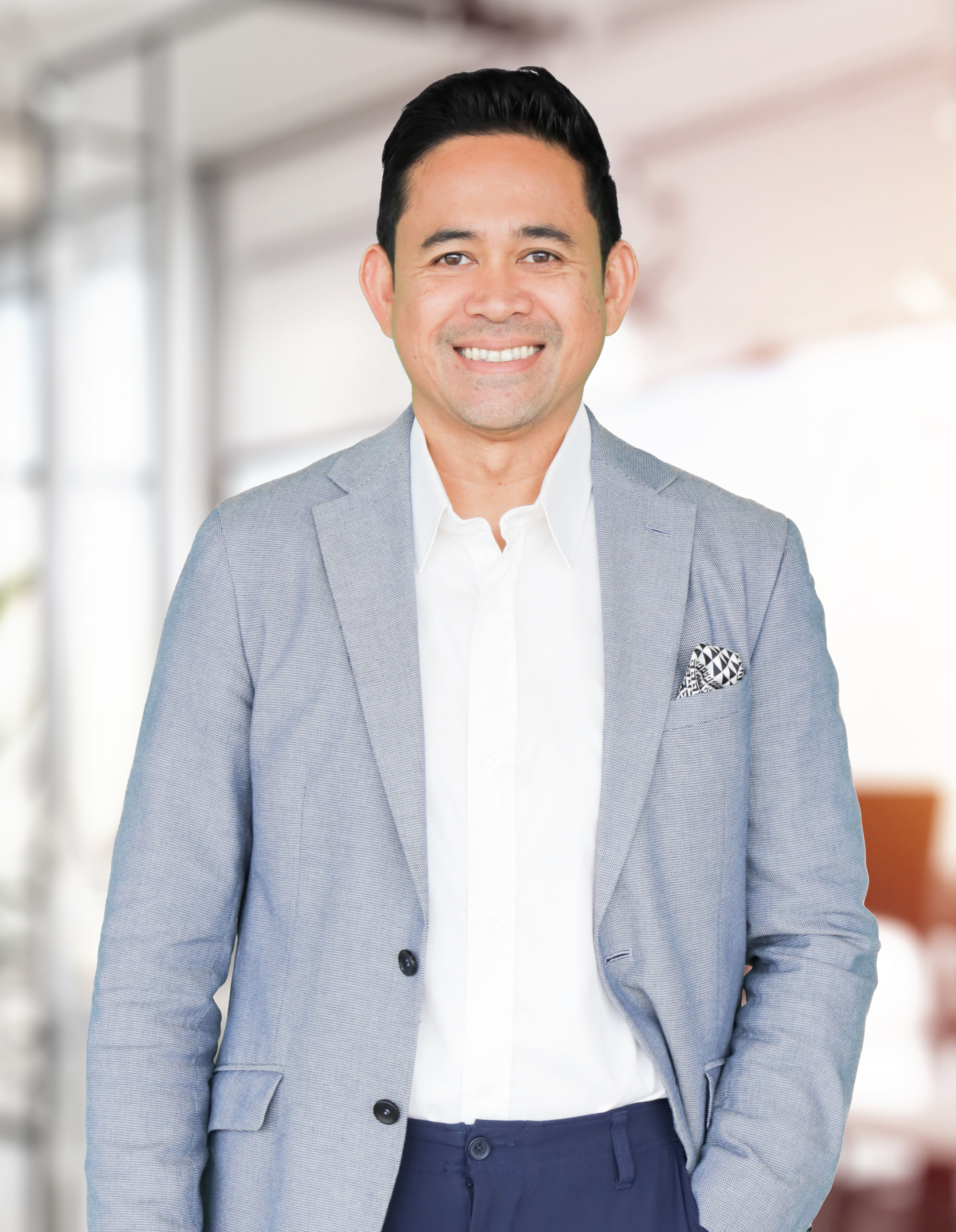 CEO_Photo4
